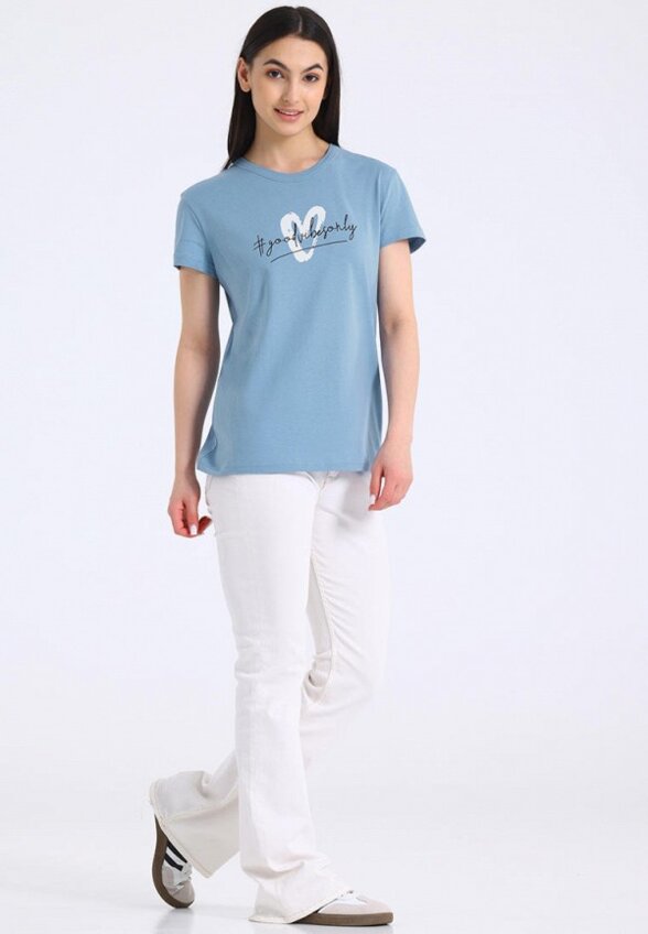 Футболка Апрель