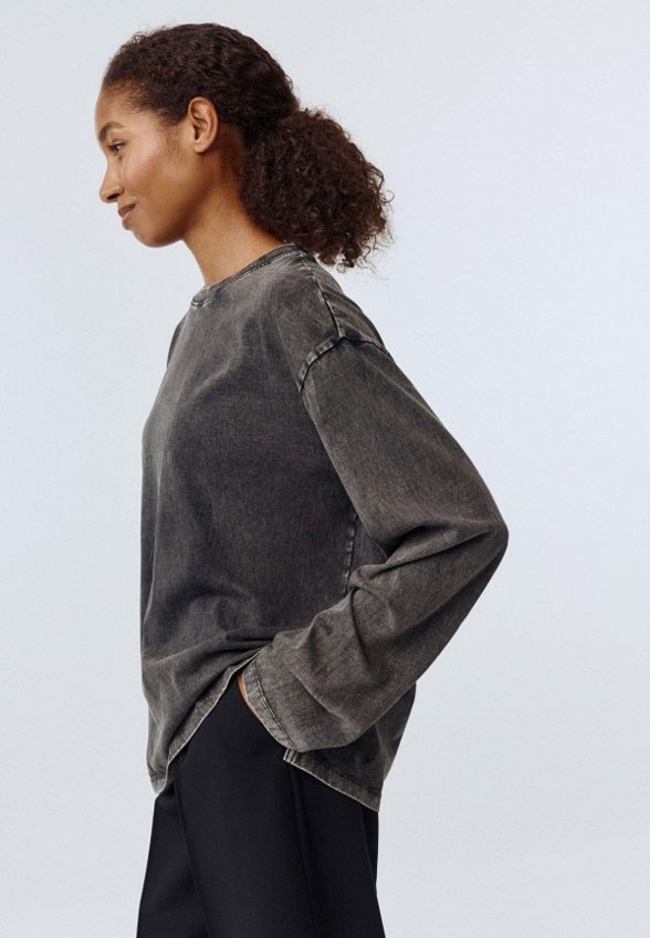 Лонгслив Sela