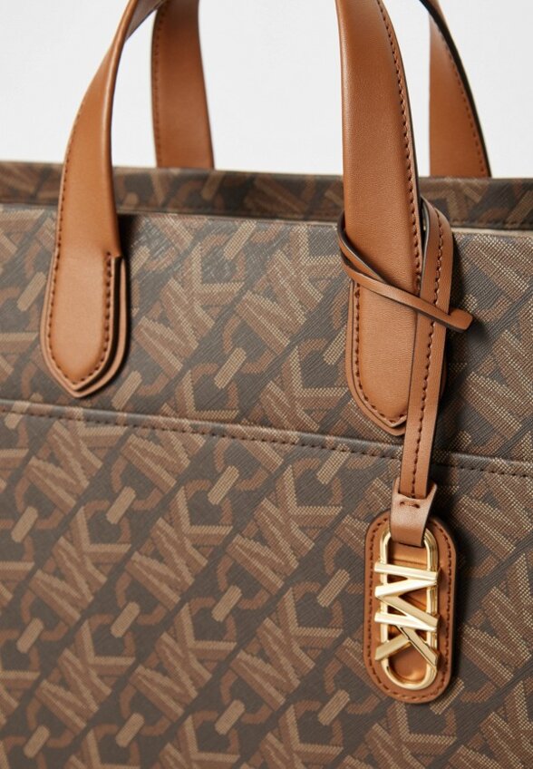 Сумка и брелок Michael Michael Kors