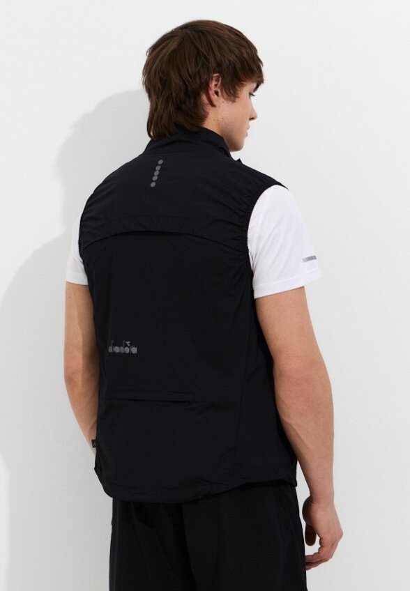 Жилет спортивный Diadora