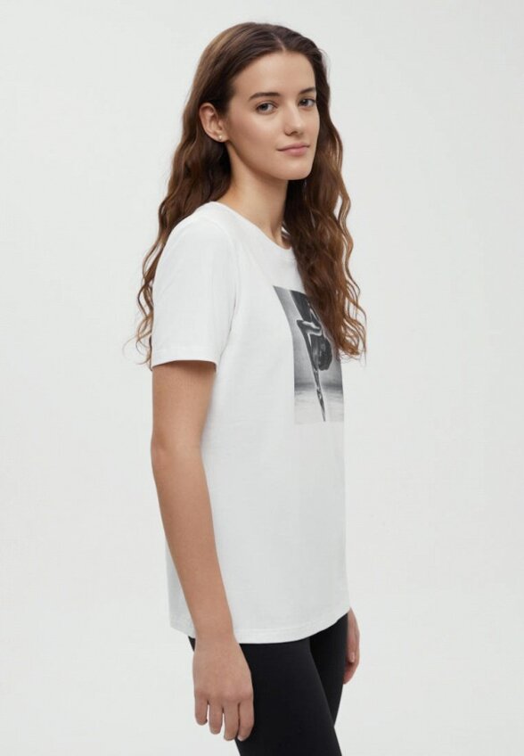 Футболка Finn Flare