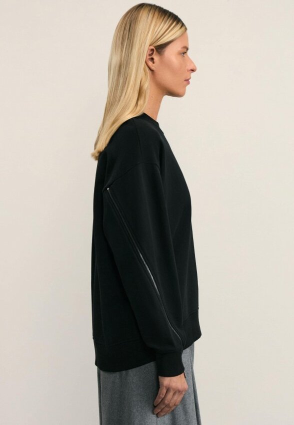 Свитшот Zarina