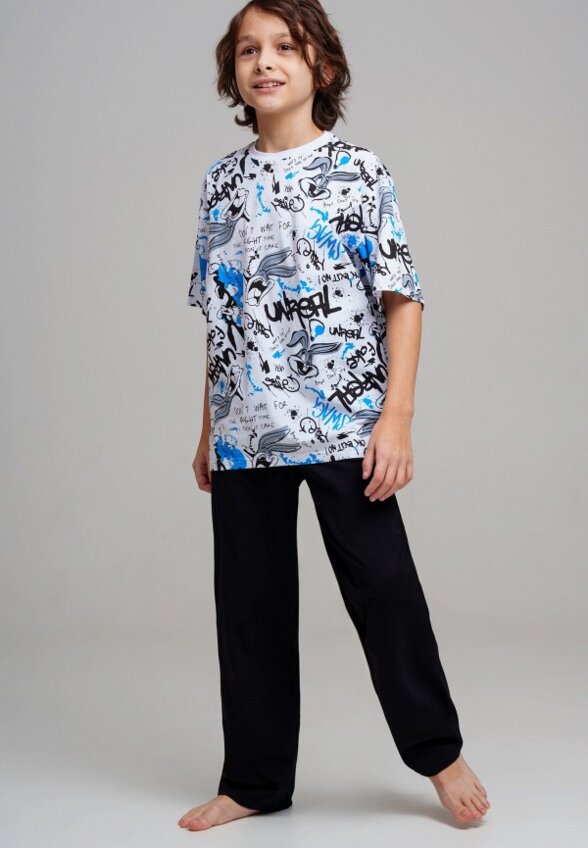 Футболка и брюки PlayToday