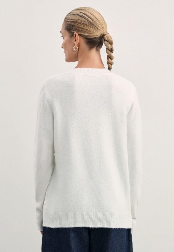 Пуловер Zarina