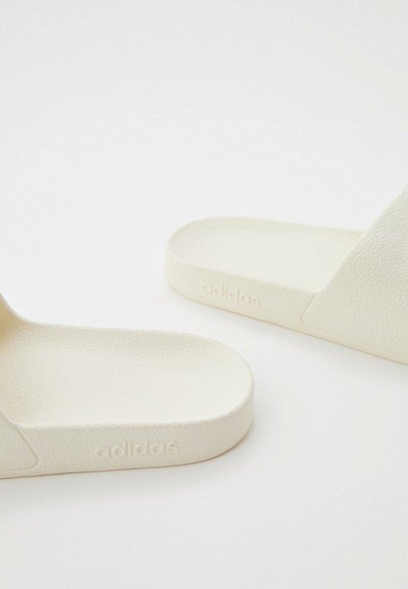 Сланцы adidas