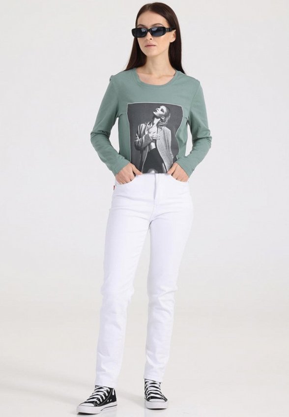 Лонгслив Апрель