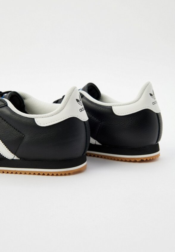 Кроссовки adidas Originals