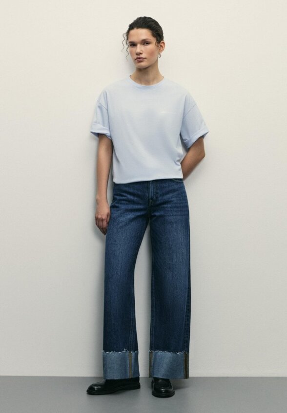 Футболка Zarina