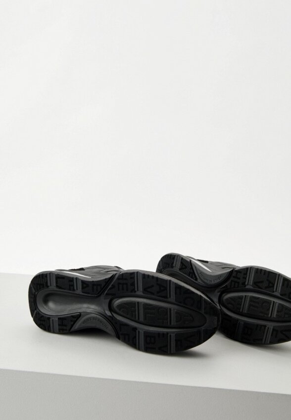 Кроссовки Voile Blanche