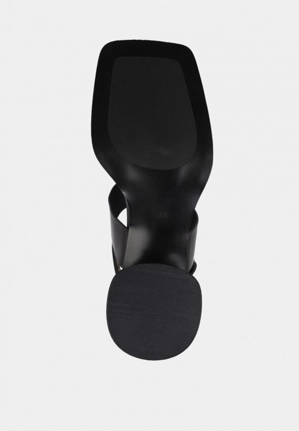 Босоножки Vasconte