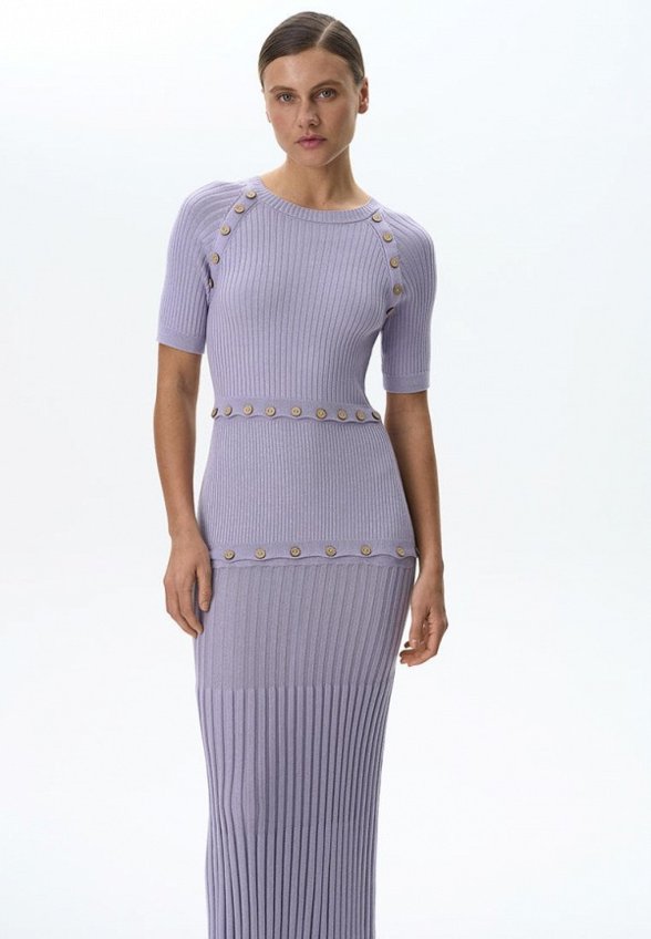 Платье Brusnika