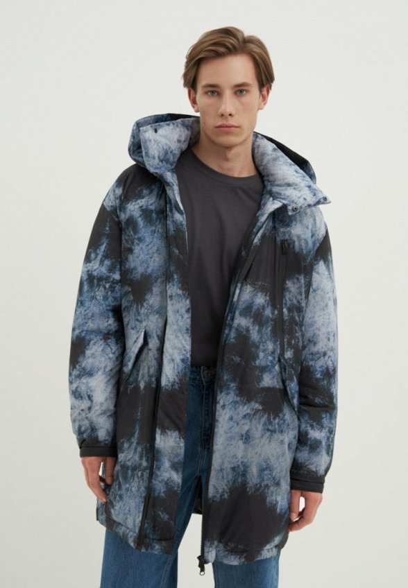 Пуховик Finn Flare