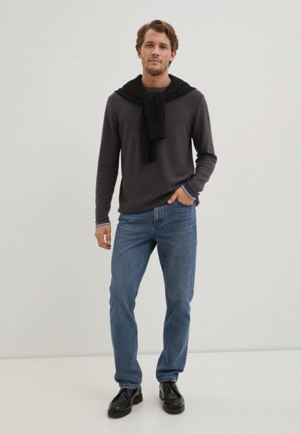 Джинсы Finn Flare