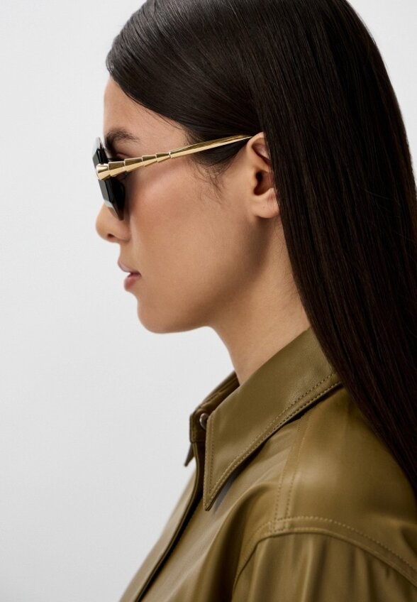 Очки солнцезащитные Bvlgari