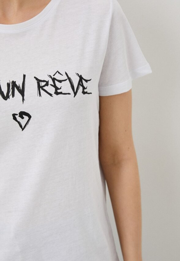 Футболка Trendyol