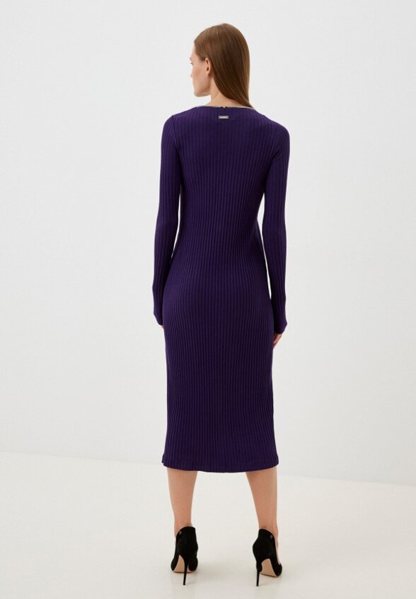 Платье Helmidge