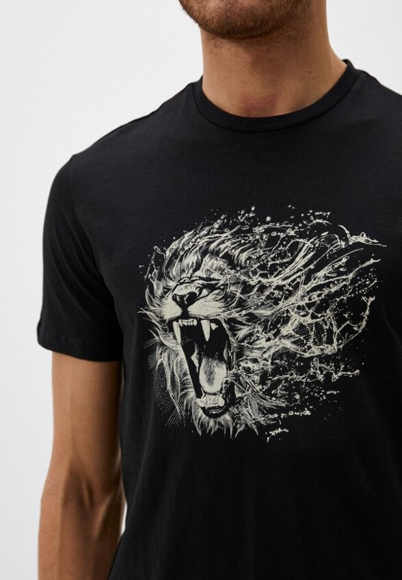 Футболка Colin's