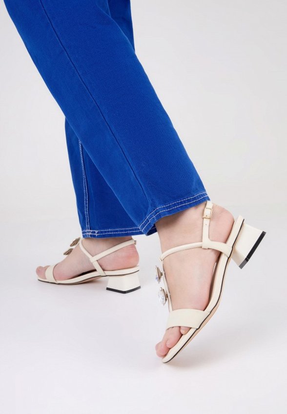 Босоножки Berkonty