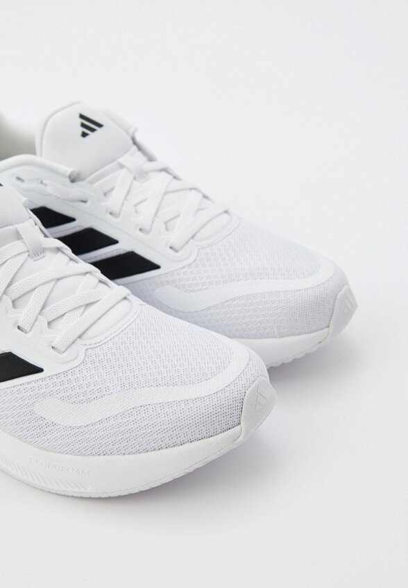 Кроссовки adidas