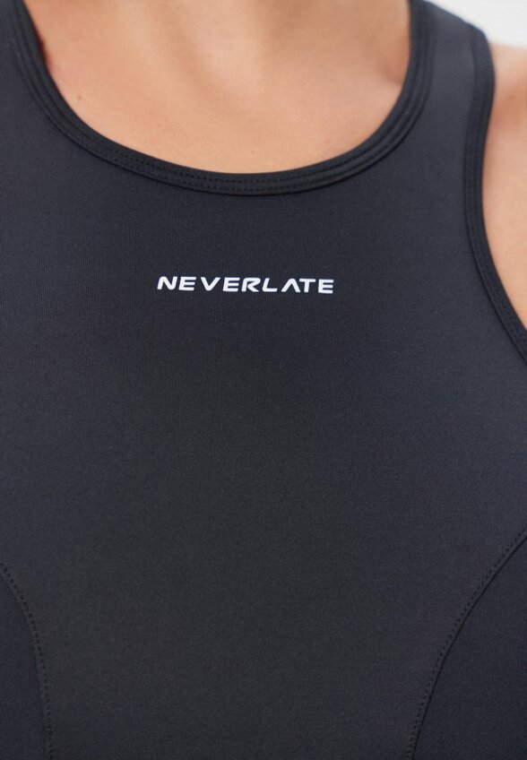 Топ спортивный Neverlate