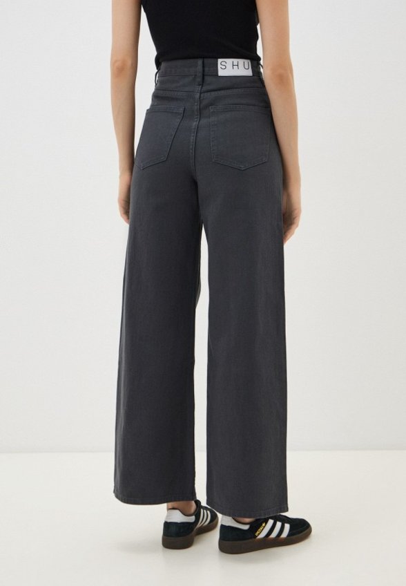 Джинсы Shu