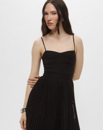 Платье H&M женщинам
