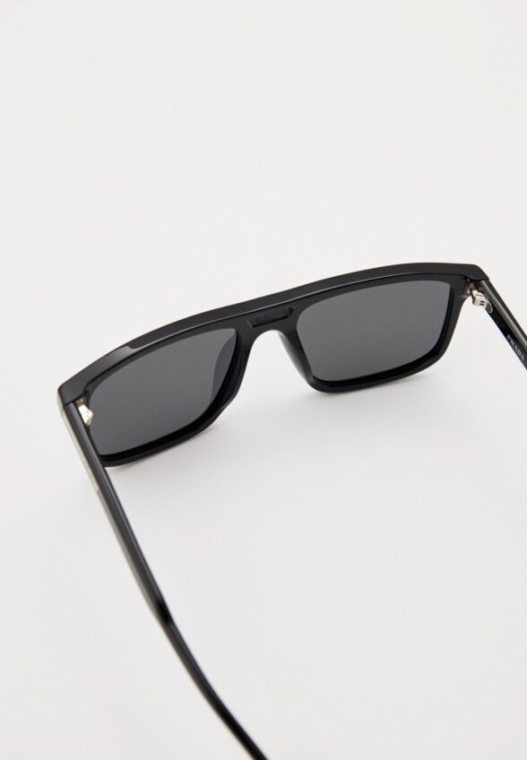 Очки солнцезащитные Prada