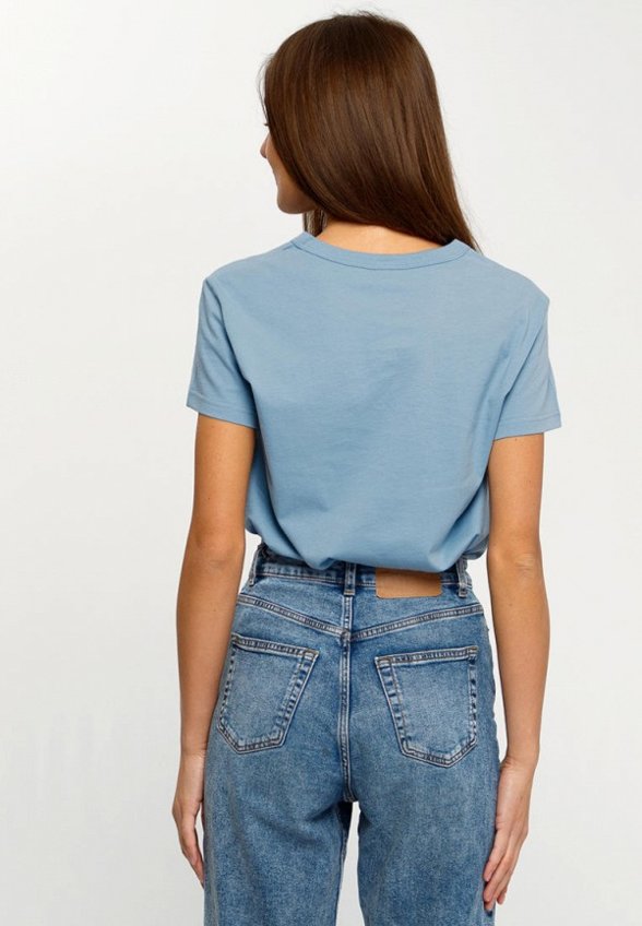 Футболка Апрель