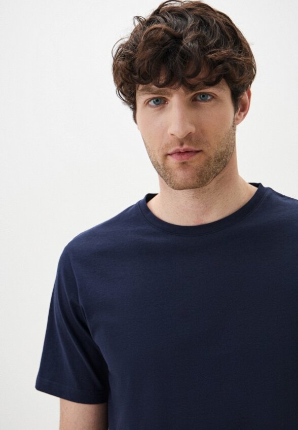 Футболка IDOL