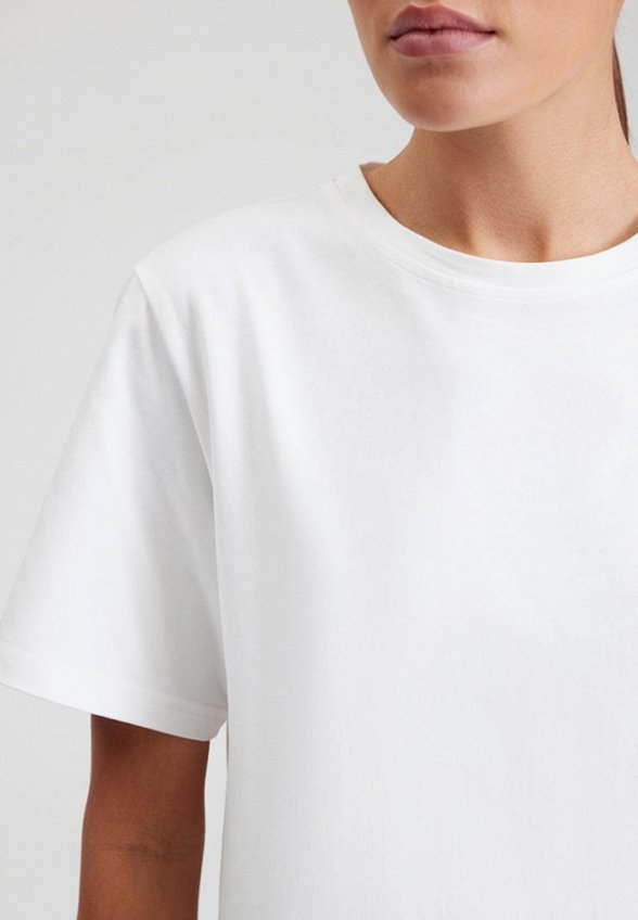 Футболка To Be Blossom