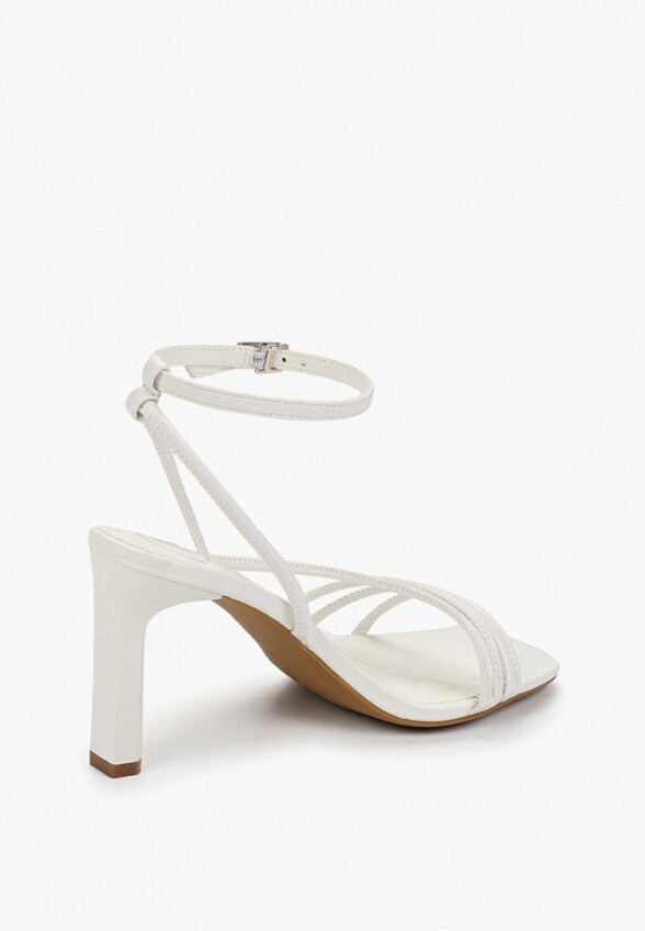 Босоножки Betsy