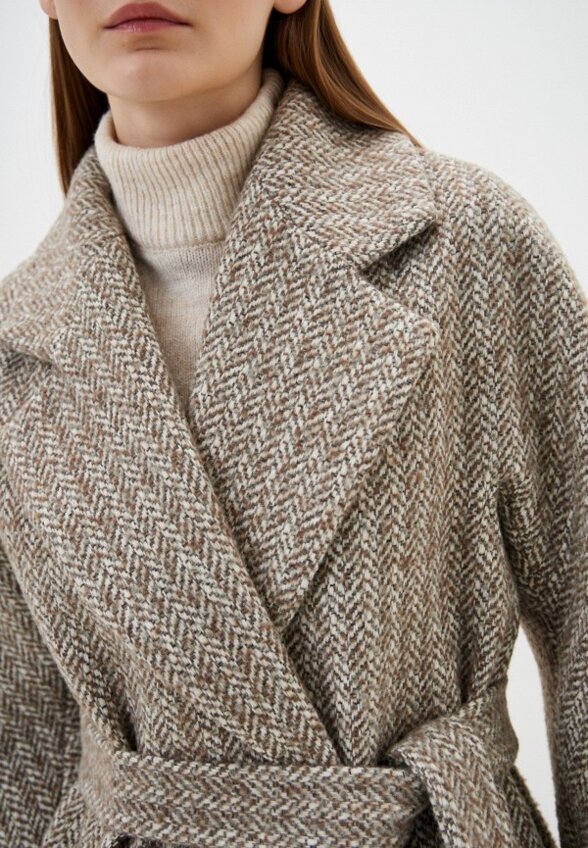 Пальто двубортное Electrastyle