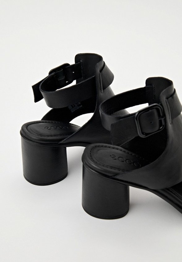 Босоножки Ecco