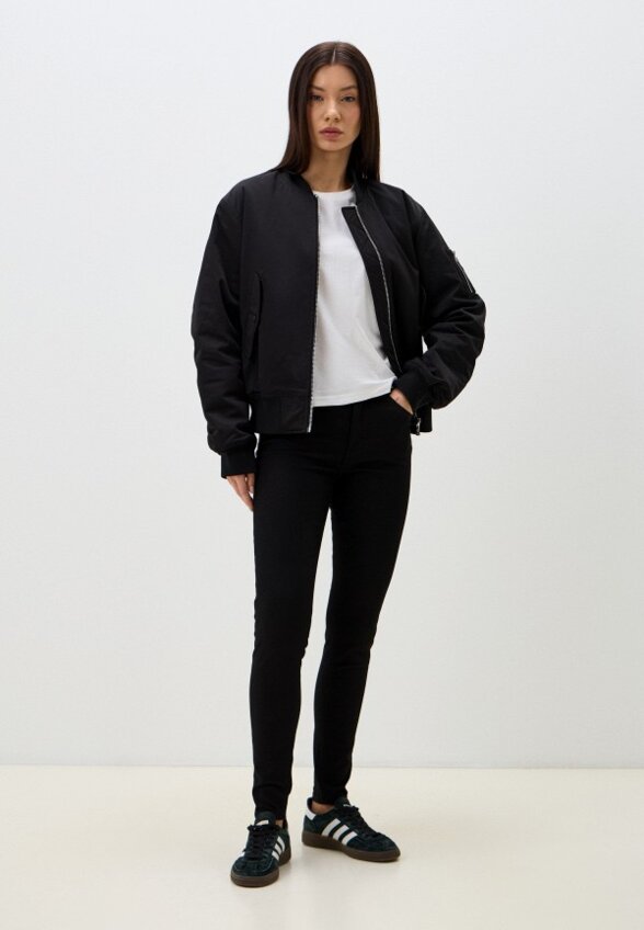 Джинсы Terranova