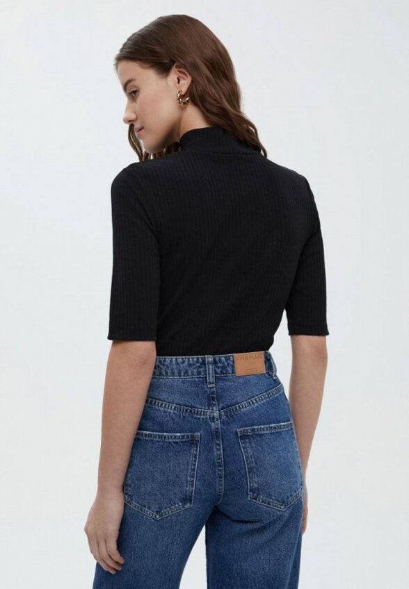 Футболка Finn Flare