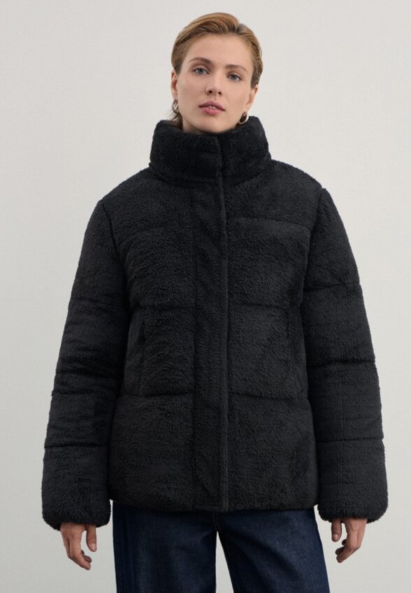 Пальто меховое Zarina