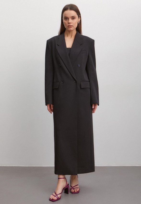 Пальто двубортное I Am Studio