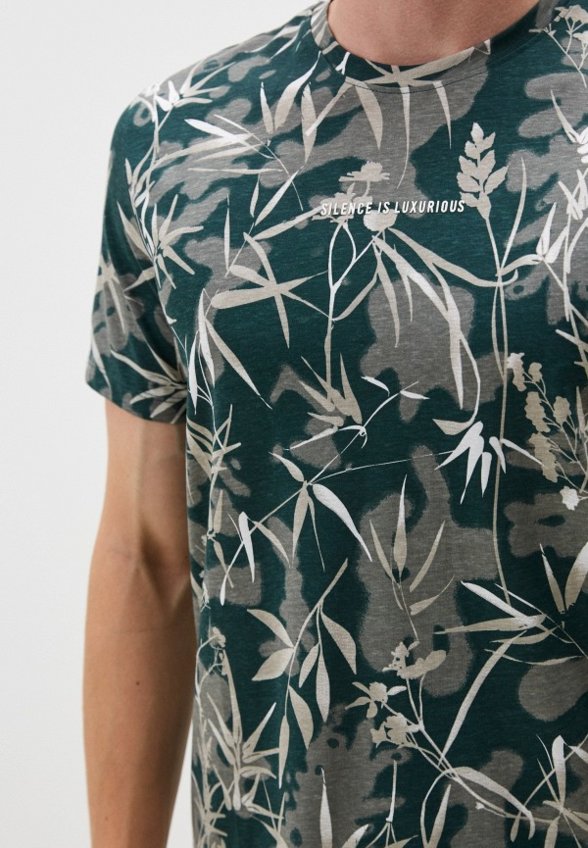 Футболка Colin's