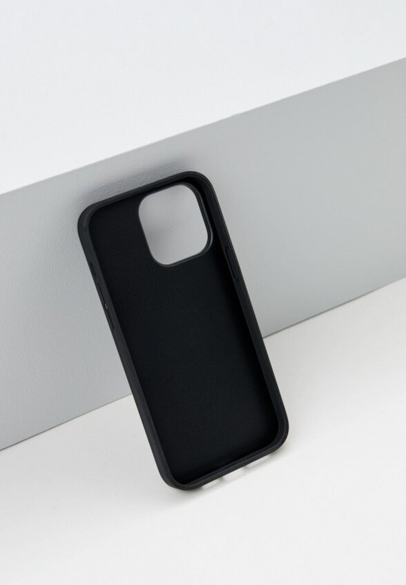Чехол для iPhone Karl Lagerfeld