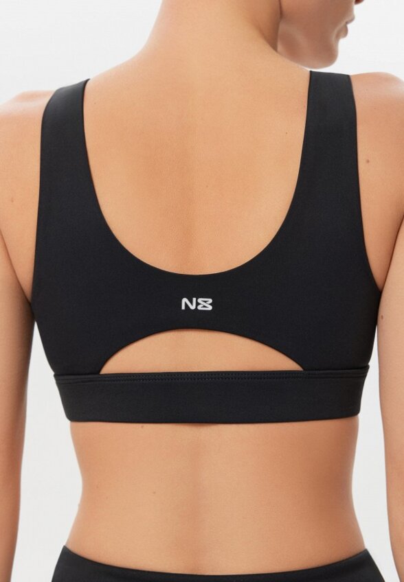 Топ спортивный Neverlate