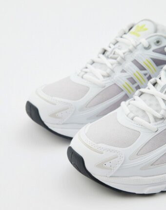 Кроссовки adidas Originals женщинам