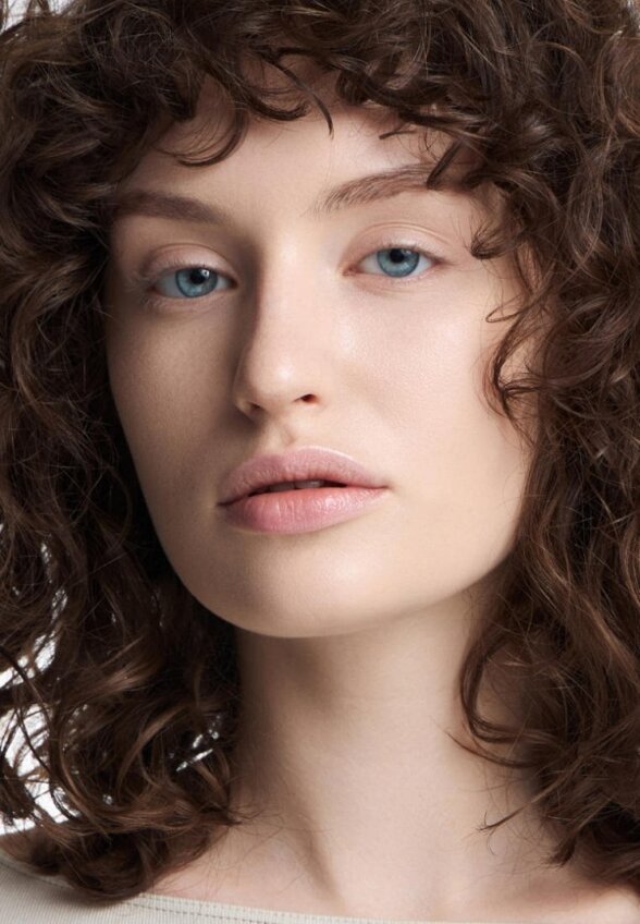 Тональное средство Shik