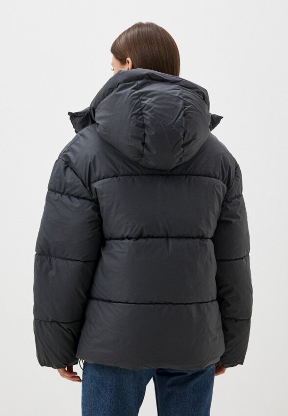 Пуховик b.young