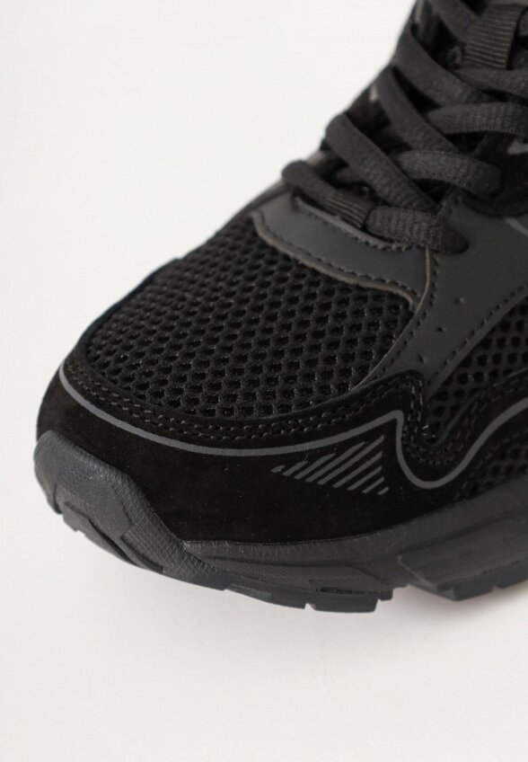 Кроссовки Baasploa