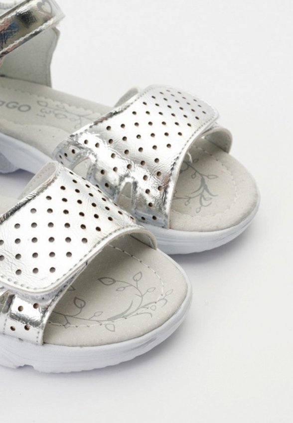 Сандалии Tikkago