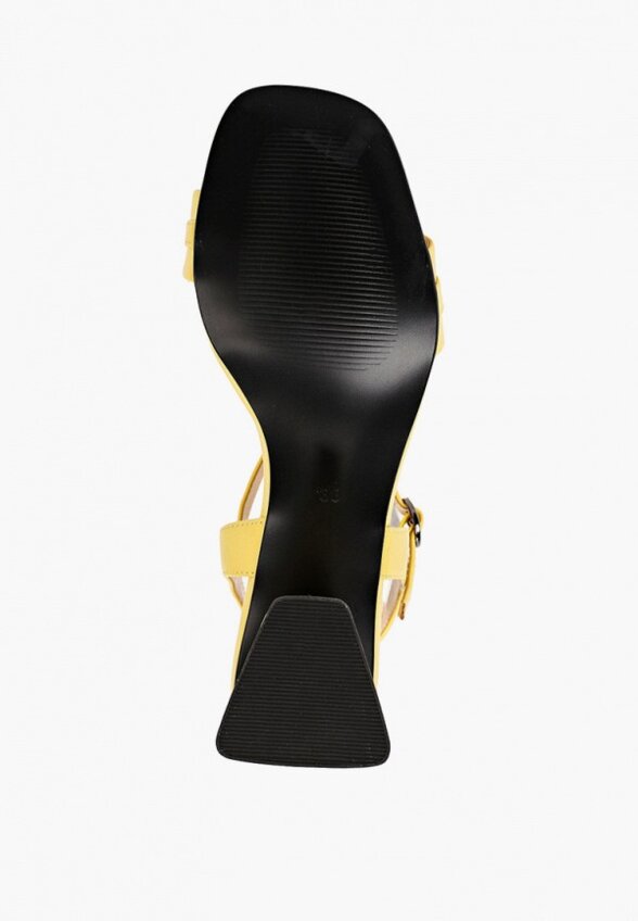 Босоножки Obba