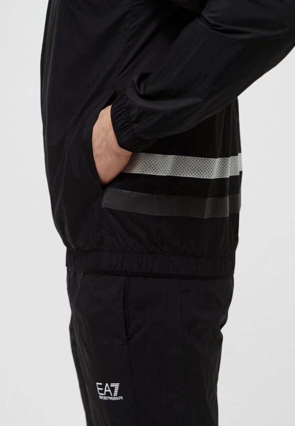 Костюм спортивный EA7