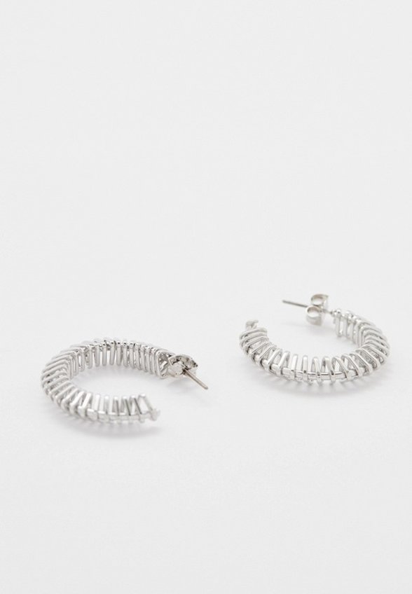 Серьги Free Form