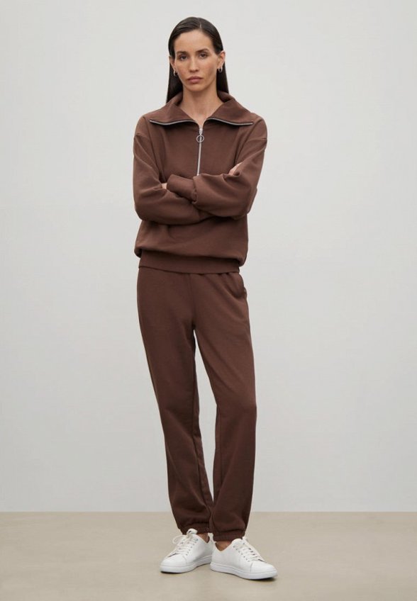 Брюки спортивные Emka