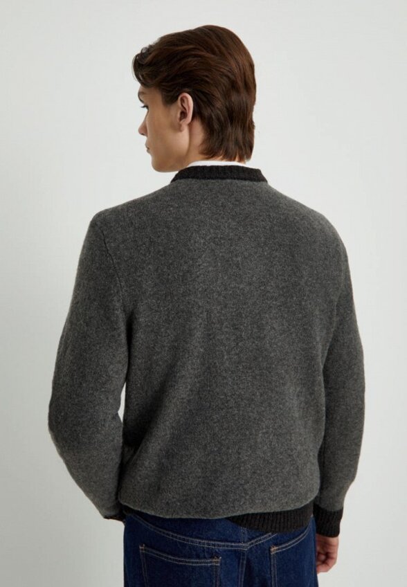 Джемпер Finn Flare